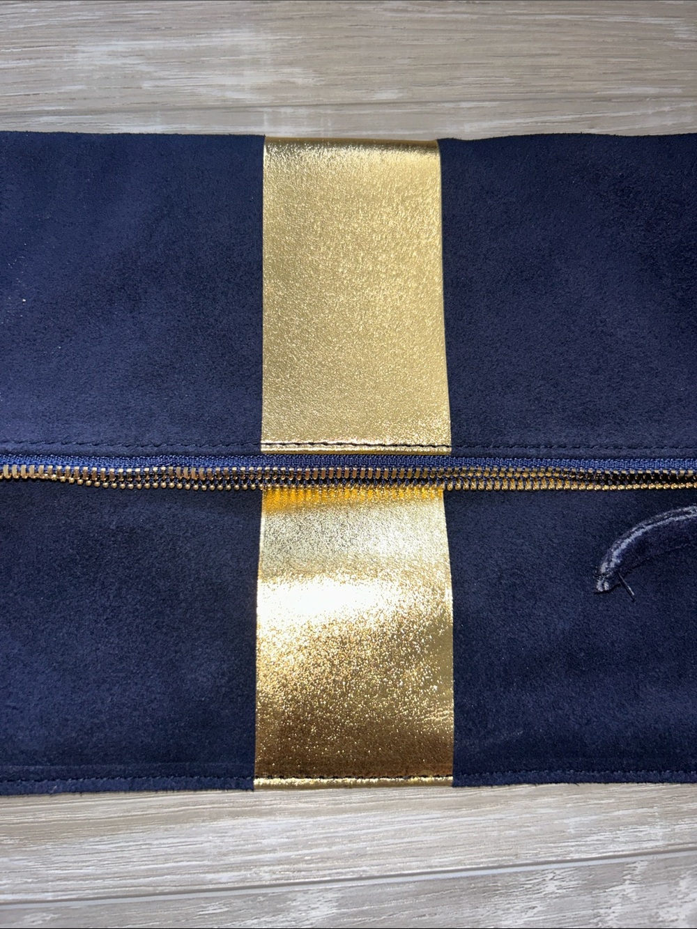 LIKE NEW Clare V. x Vogue Navy & Gold Suede Fold-over Clutch - Picture 6 of 8